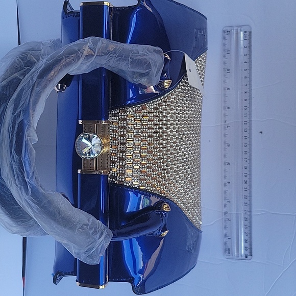 Blue bejeweled hand/strap purse - Picture 3 of 8